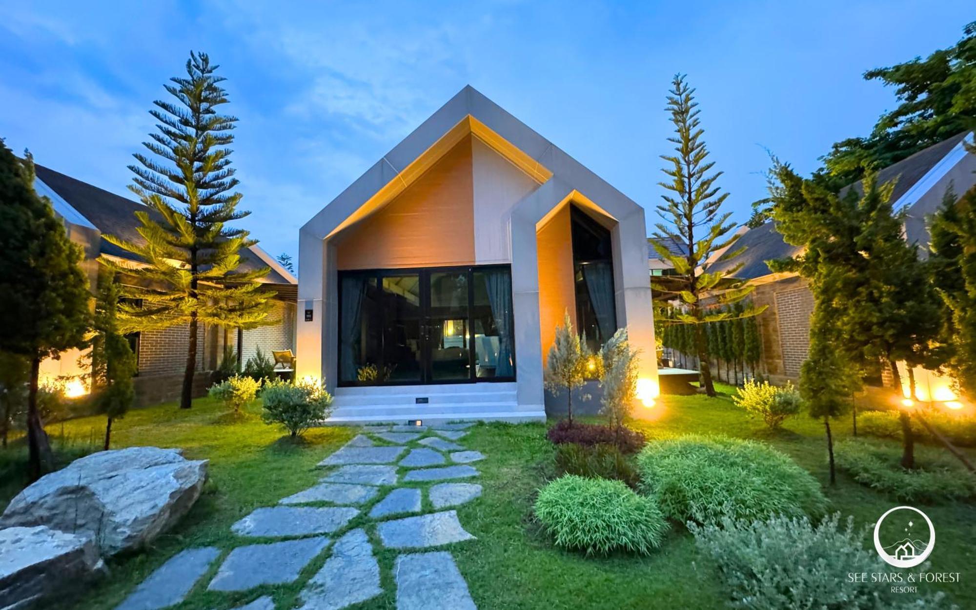 Amphoe Sawang Daen Din See Stars & Forest Resort מראה חיצוני תמונה